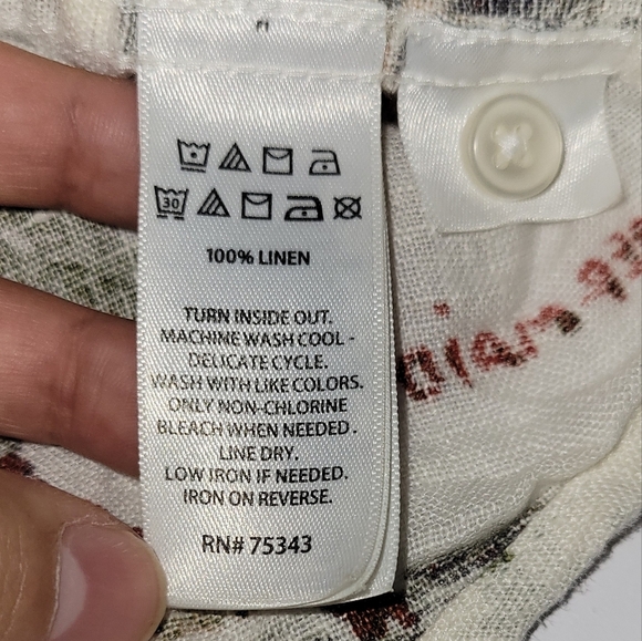 C&C California Tropical Print Linen Alternative Casual Summer Button-Up Shirt - Picture 6 of 9